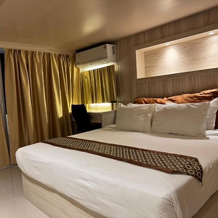 Condo Minium Patong Phuket Exterior photo